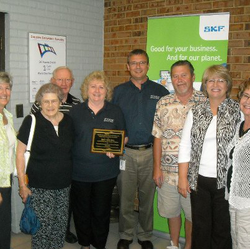 Image of pantry volunteers award with SKF, Inc.